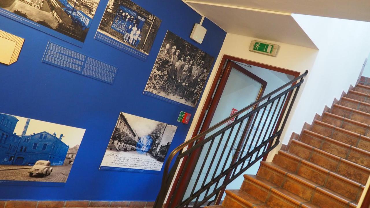 Hostel Mlotek I Perlik Тарновске-Гуры Экстерьер фото
